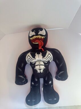 MARVEL HALFEMS SpiderMan Venom Double Sided 18” Stuffed Plush Toy Reversible